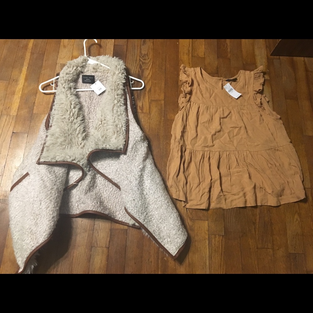 Buckle vest and matching shirt small